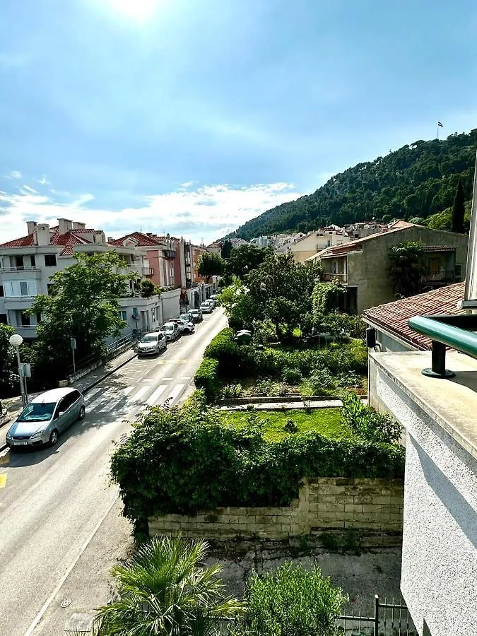 아파트 Marita Luxury Residence 스플리트